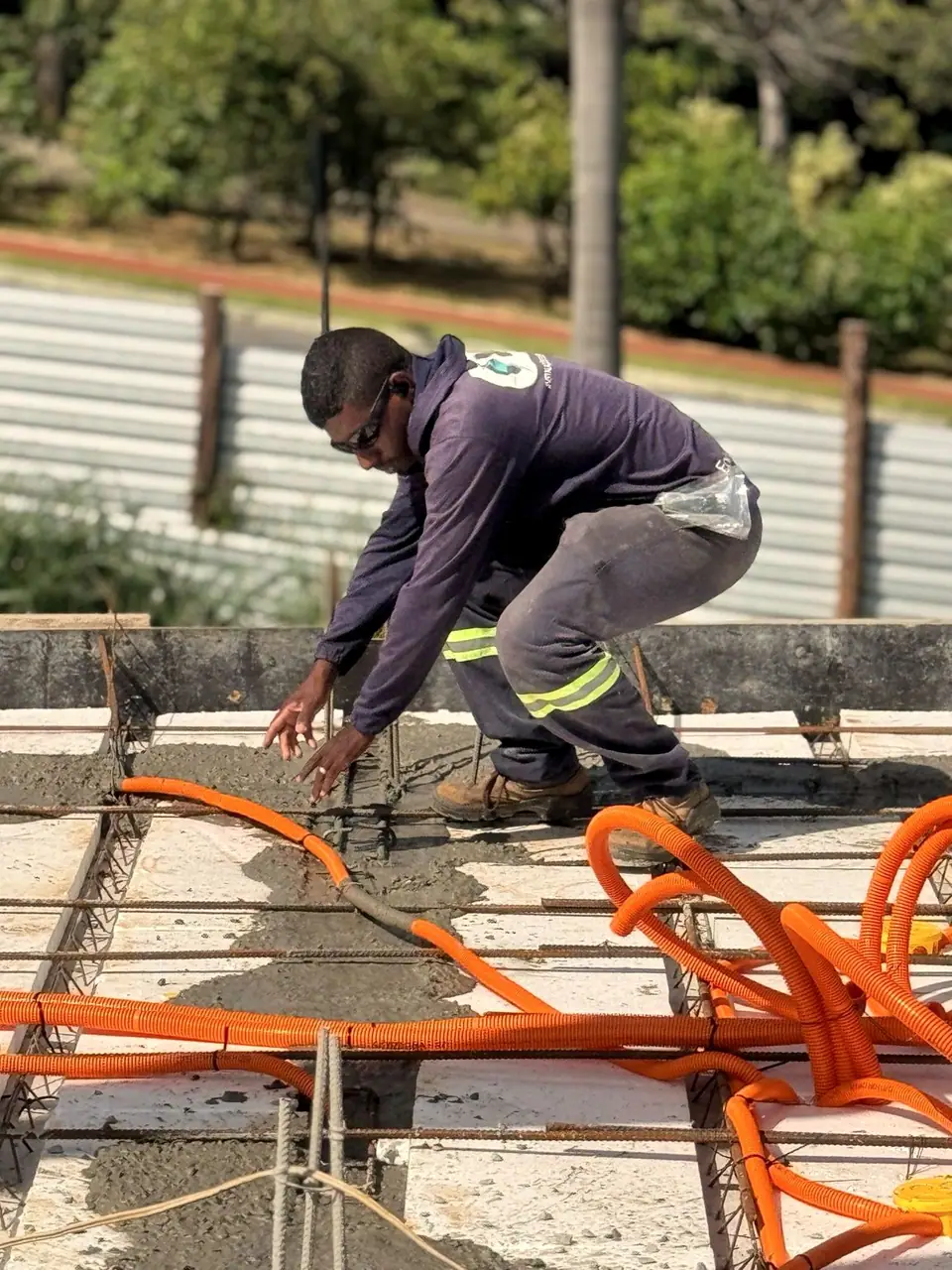 Lajes, instalações embutidas e concretagem — Residência Alphaville, registro 14