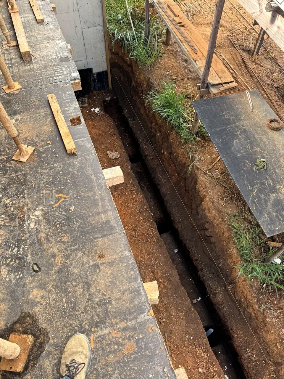 Lajes, instalações embutidas e concretagem — Residência Alphaville, registro 18