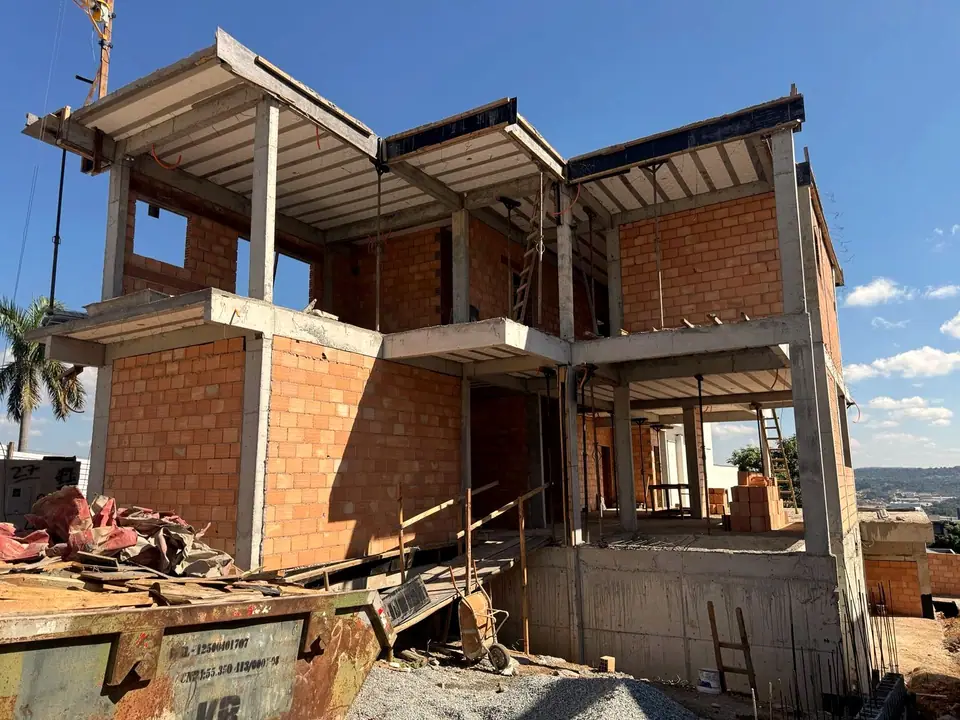 Alvenarias, vedações e instalações — Residência Alphaville, registro 28