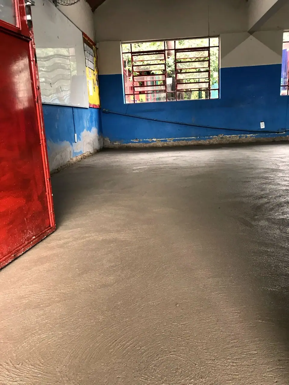 Regularização de piso em ambiente escolar